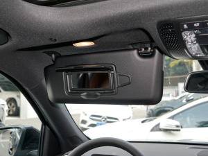 2022GLB 180 (dng) п؅^(q)