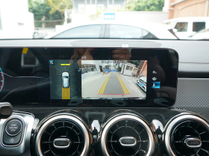 2022GLB 180 (dng) п؅^(q)