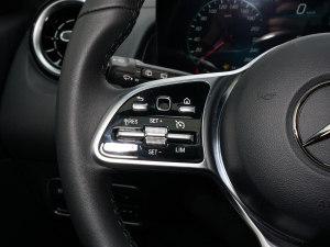 2022GLB 180 (dng) п؅^(q)