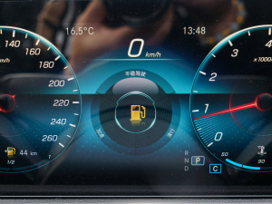 2022GLB 180 Ӹ п؅^(q)