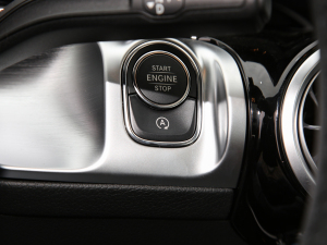 2022Ŀ GLB 200 r п؅^