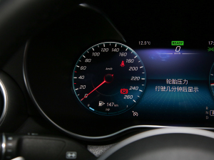 2022Ŀ GLB 200 r п؅^