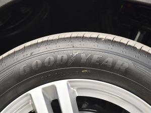 2022Ŀ GLB 180 r(sh) ݆̥Ʒ