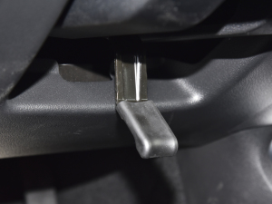 2022Ŀ GLB 180 r п؅^