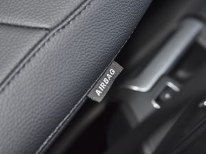 2022Ŀ GLB 180 r(sh) п؅^(q)