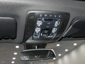 2022Ŀ GLB 180 Ӹ п؅^