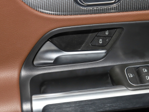 2022Ŀ GLB 180 Ӹ п؅^