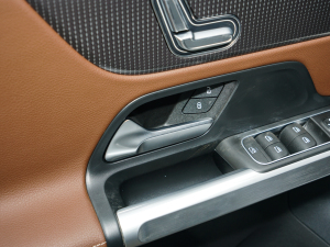 2022Ŀ GLB 200 Ӹ п؅^