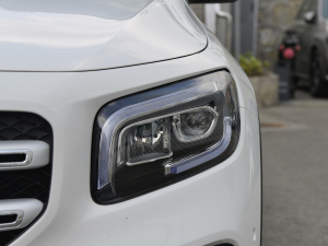 2022GLB 220 r(sh) (x)(ji)^