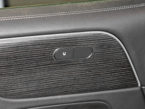 2022GLB 220 4MATIC g