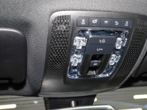 2022GLB 220 4MATIC п؅^(q)