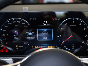 2022GLB 220 4MATIC п؅^(q)