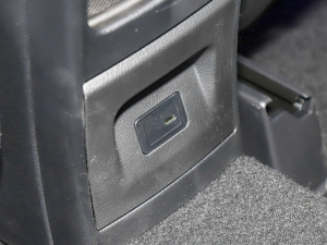 2022GLB 220 4MATIC п؅^