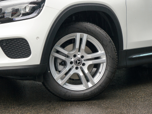 2022Ŀ GLB 200 r ݆Ȧ