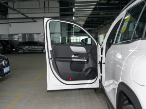 2022Ŀ GLB 200 r(sh) {λ܇T