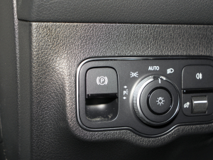 2022Ŀ GLB 200 r п؅^