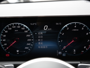 2022GLB 220 (dng) п؅^(q)