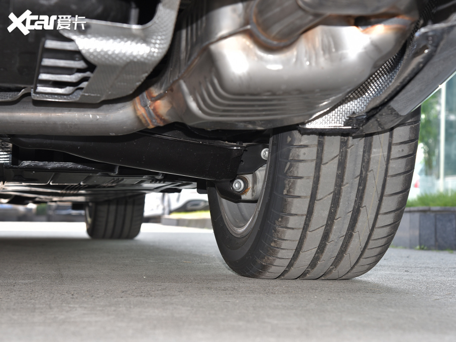 2022��YE�� E 300 L ���F��