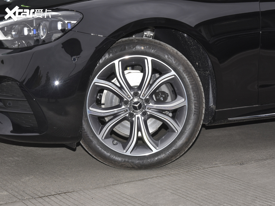 2022YE E 300 L \F