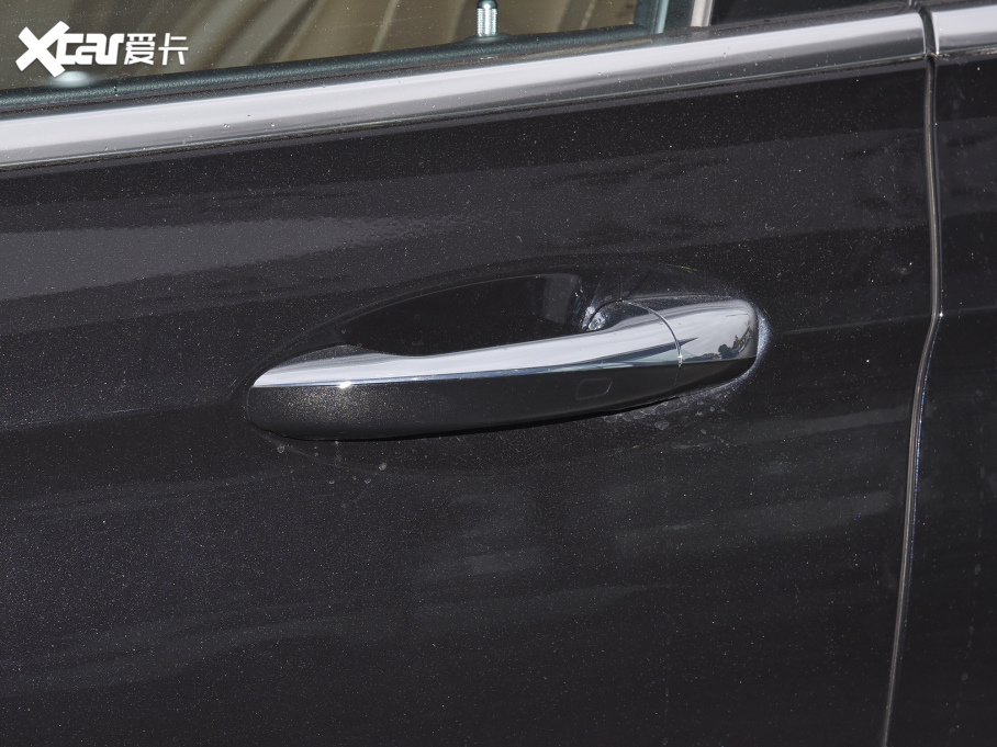 2022YE E 300 L \F