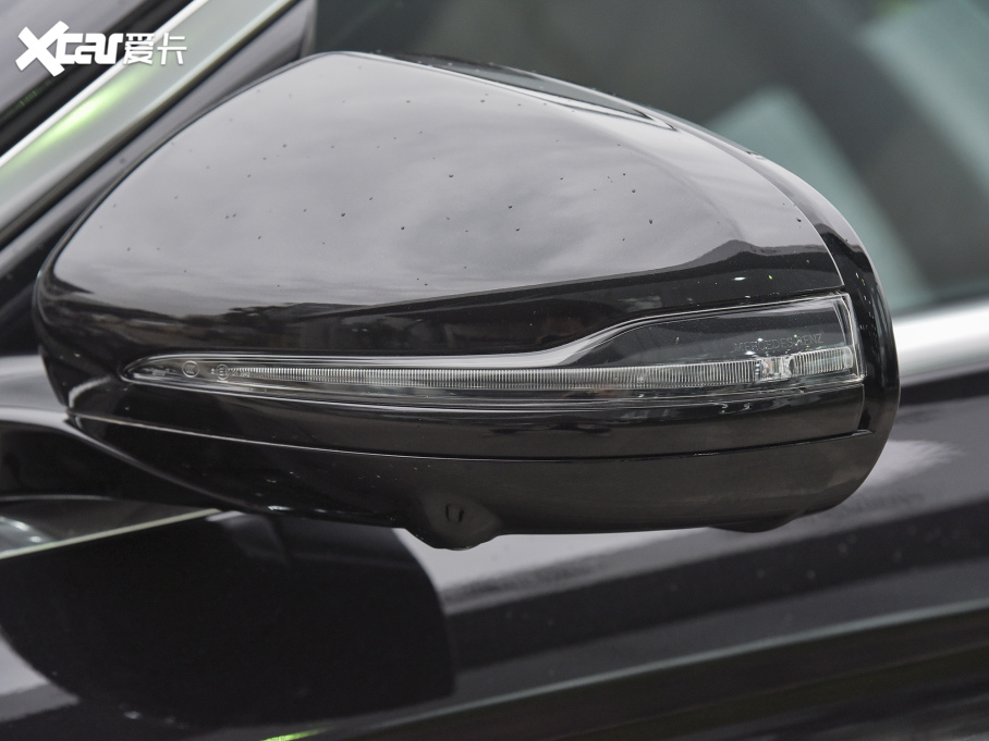 2022YE E 300 L \F