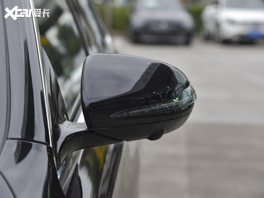 2022YE E 300 L \F