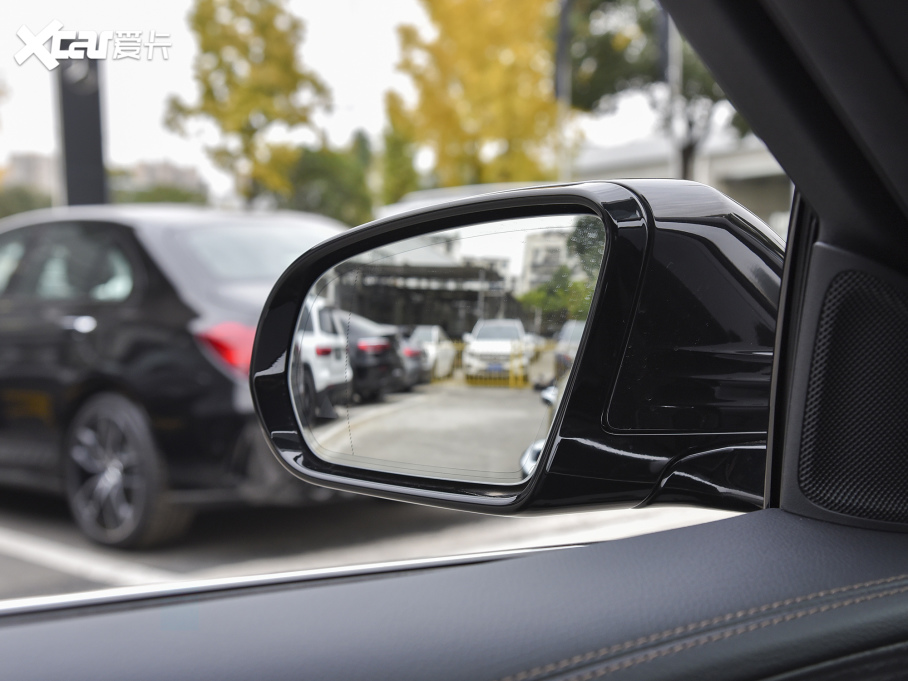 2022YE E 300 L \F