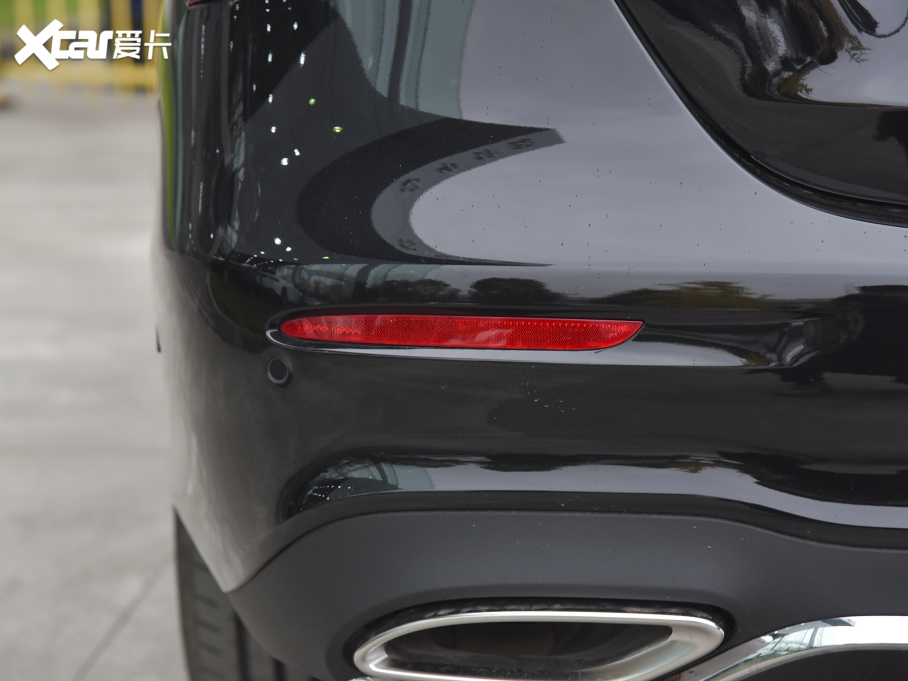 2022YE E 300 L \F