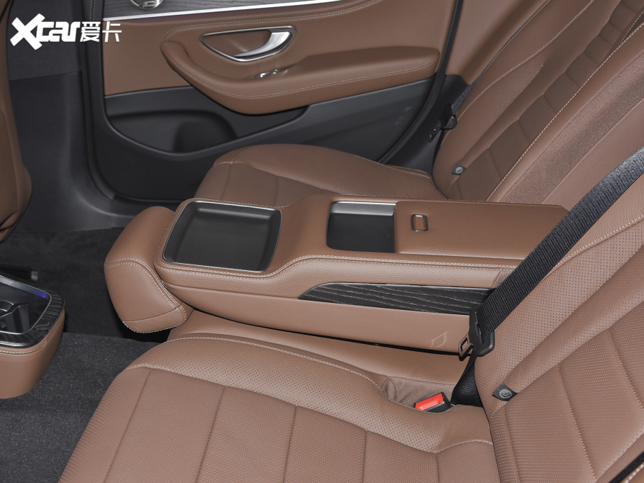 2022YE E 300 L \F