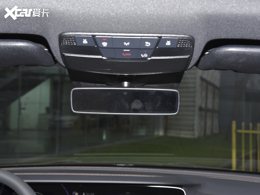 2022YE E 300 L \F