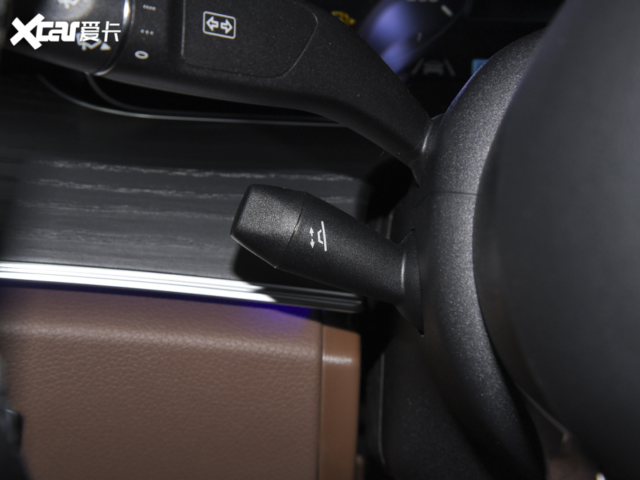 2022YE E 300 L \F