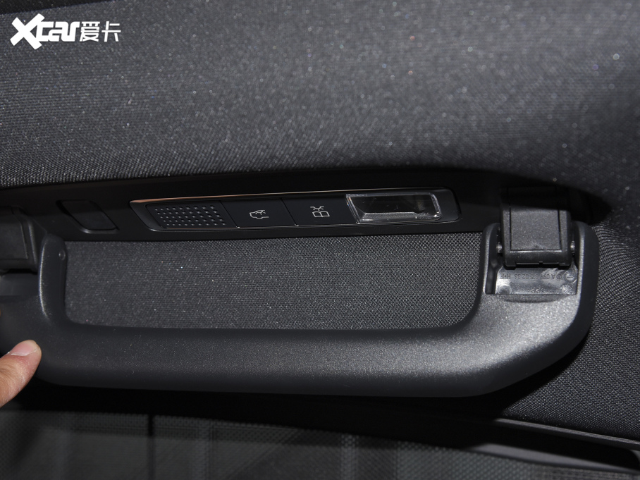 2022YE E 300 L \F