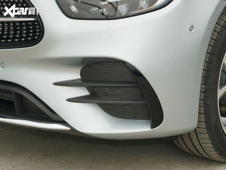 2022YE E 300 L \ӕr