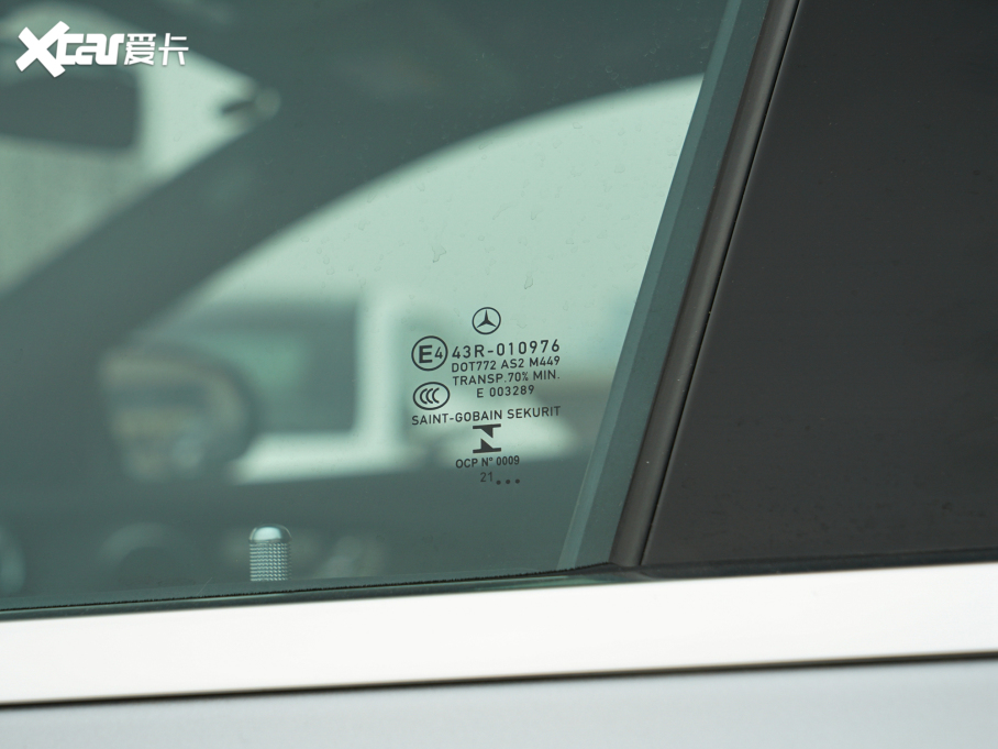 2022YE E 300 L \ӕr