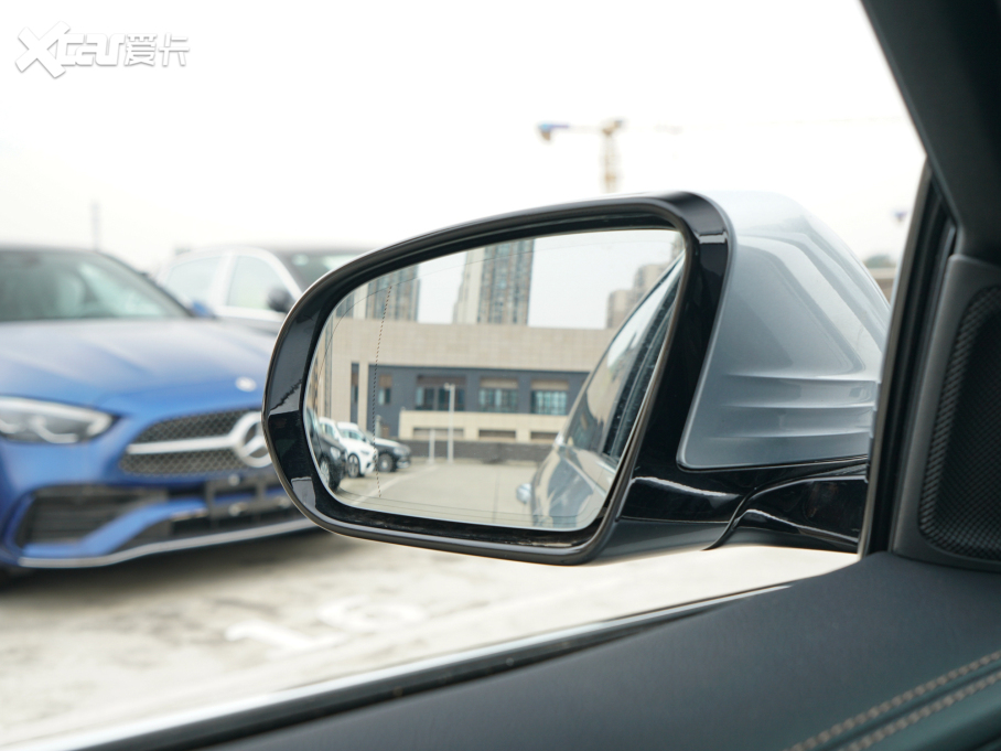 2022YE E 300 L \ӕr