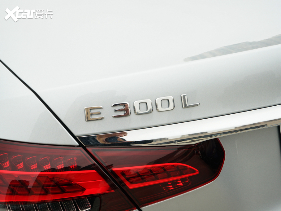 2022YE E 300 L \(yn)(dng)r(sh)