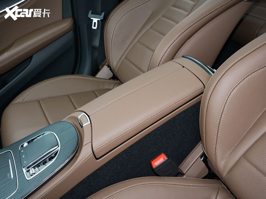 2022��YE�� E 300 L �\�ӕr����