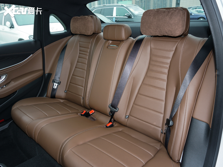 2022YE E 300 L \ӕr