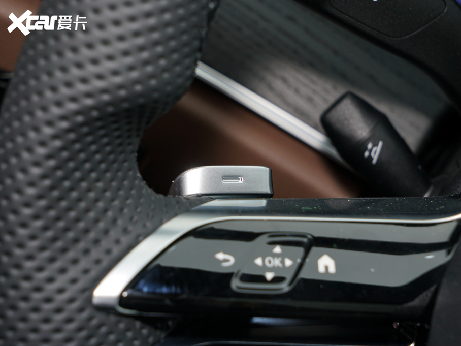 2022YE E 300 L \ӕr