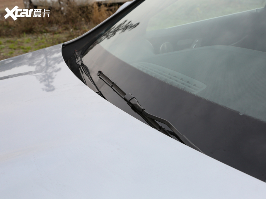 2022YE Ŀ E 300 L \ӺA