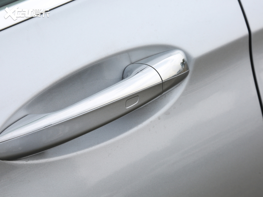 2022YE Ŀ E 300 L \ӺA