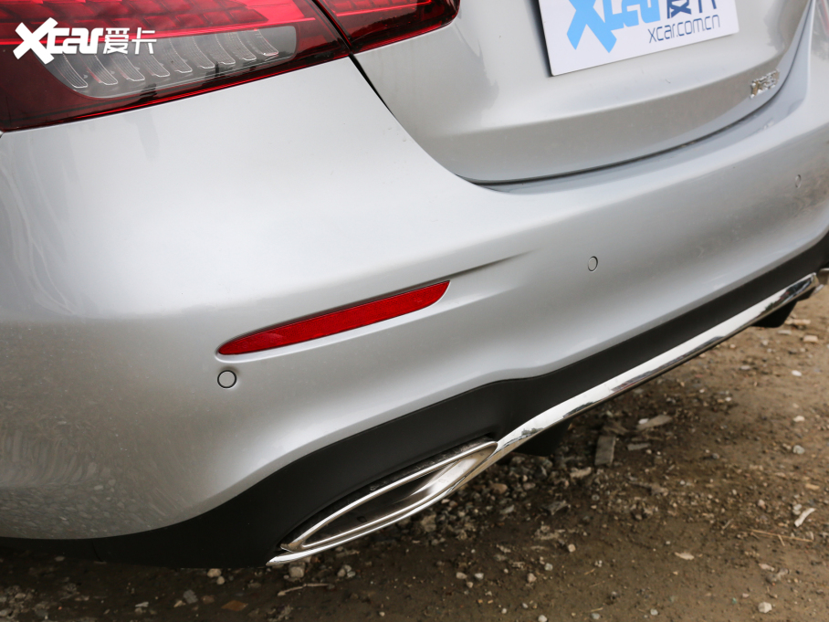 2022YE Ŀ E 300 L \ӺA