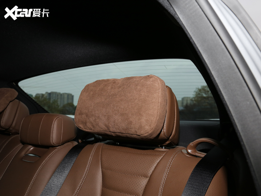 2022YE Ŀ E 300 L \ӺA