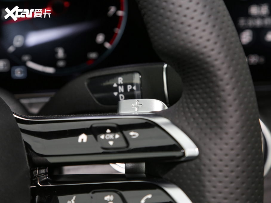 2022YE Ŀ E 300 L \ӺA