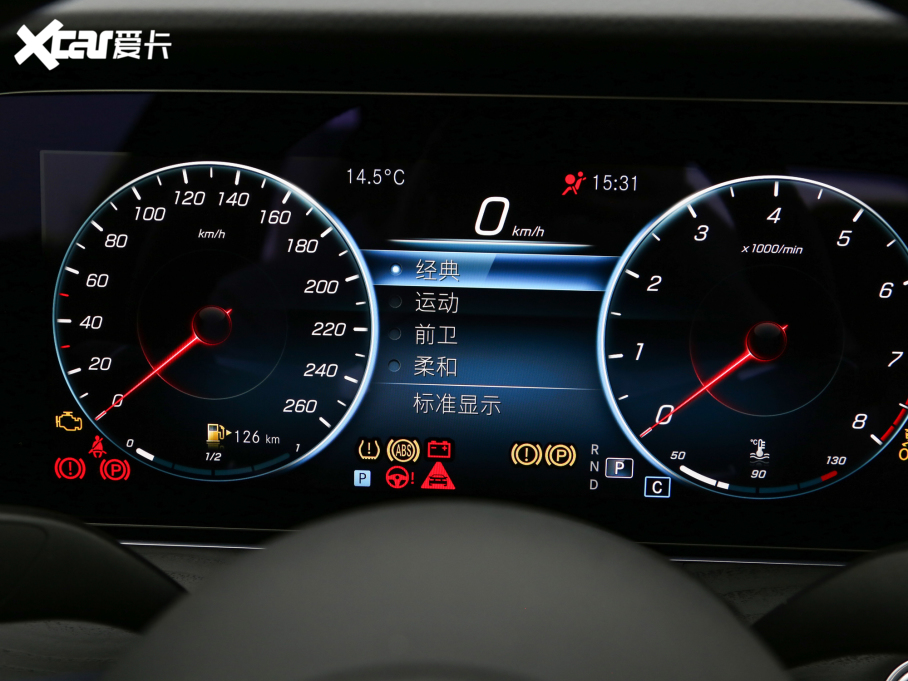 2022YE Ŀ E 300 L \ӺA