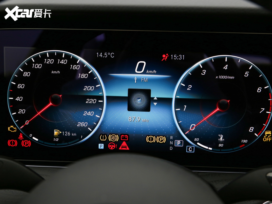 2022YE Ŀ E 300 L \ӺA