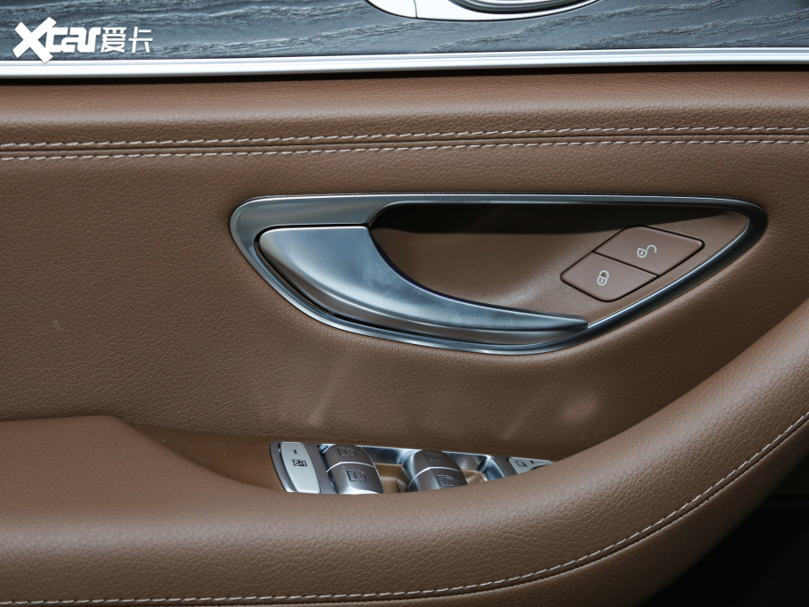 2022YE(j) Ŀ E 300 L \(yn)(dng)A