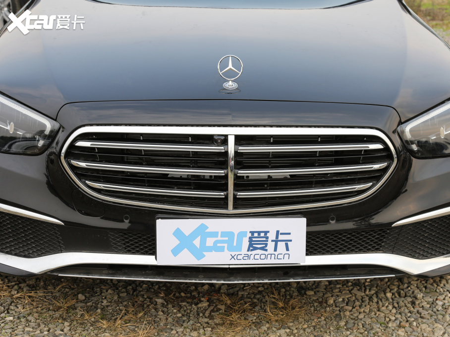 2022YE Ŀ E 300 L A