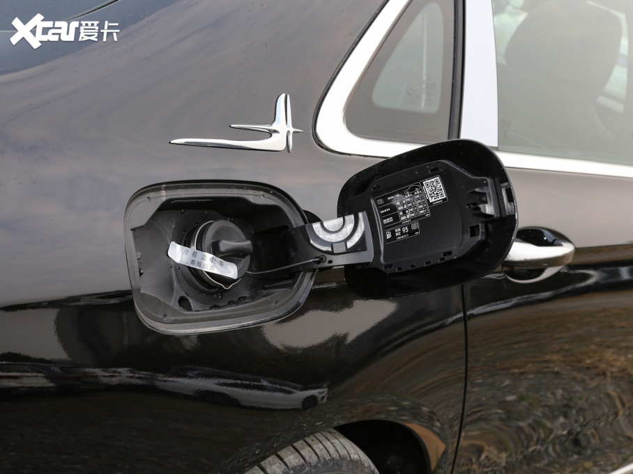 2022YE Ŀ E 300 L A