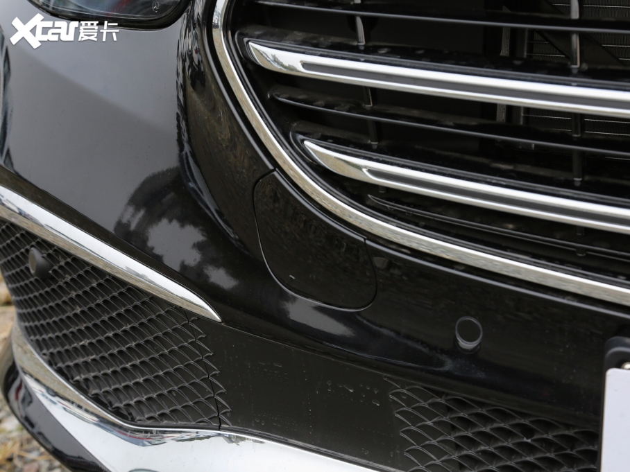 2022YE Ŀ E 300 L A